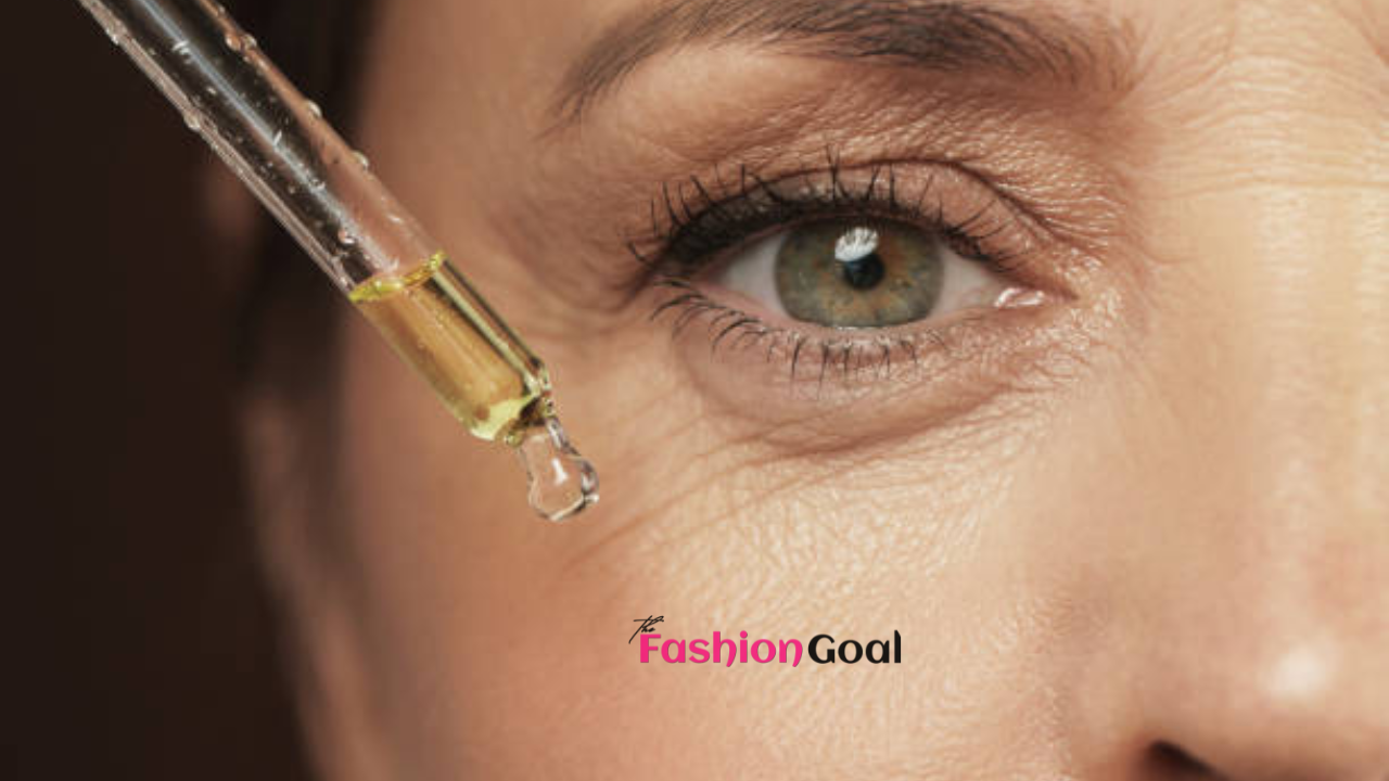 Retinol vs. Bakuchiol: Which is Better for Anti-Aging?